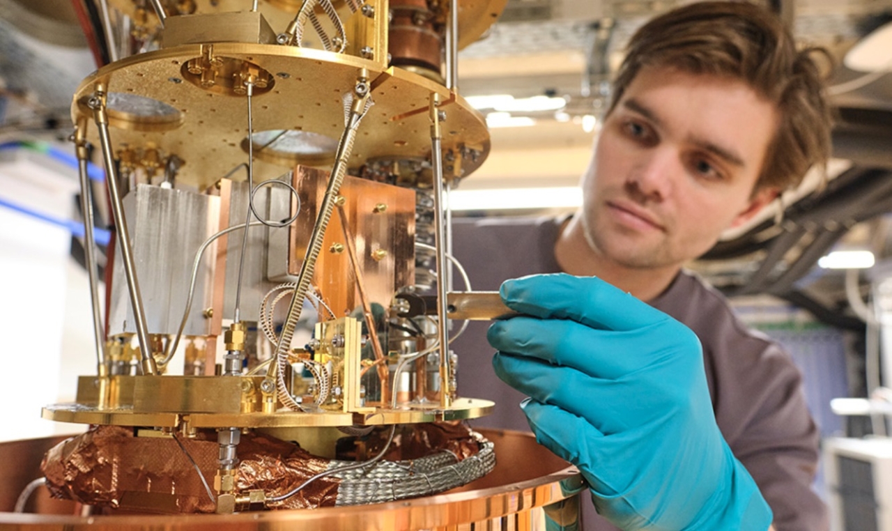 Van Delfts blauw naar quantumtechnologie: Delft en Leiden als aanjagers van innovatiekracht in Zuid-Holland