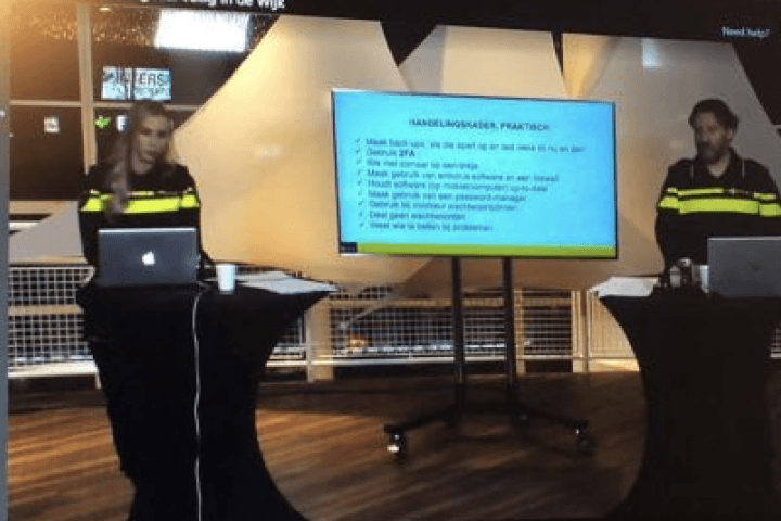 Cyber Crime Unit of The Hague Police Force Inform Students about Cybercrime