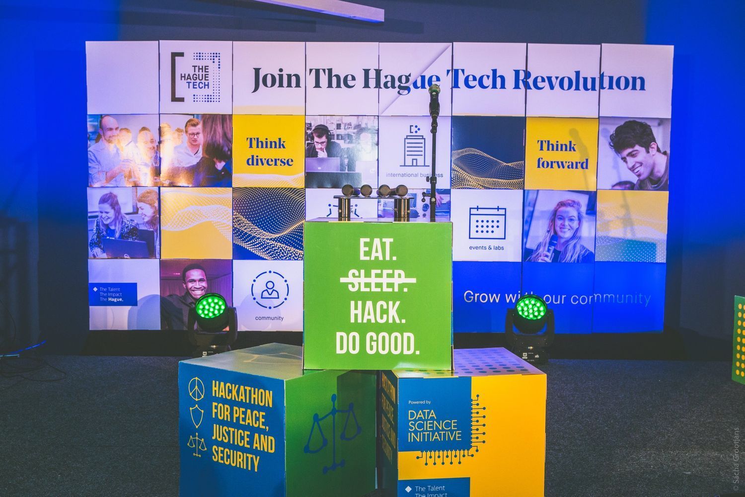 Bootleg Hackers wins 'Hackathon for Good The Hague 2020' with a Solution to Report Environmental Crimes