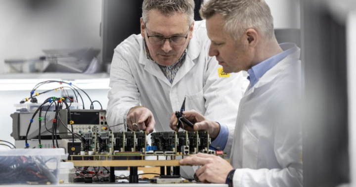 VDL Strengthens Its Position in Electronics with The Acquisition of Sintecs