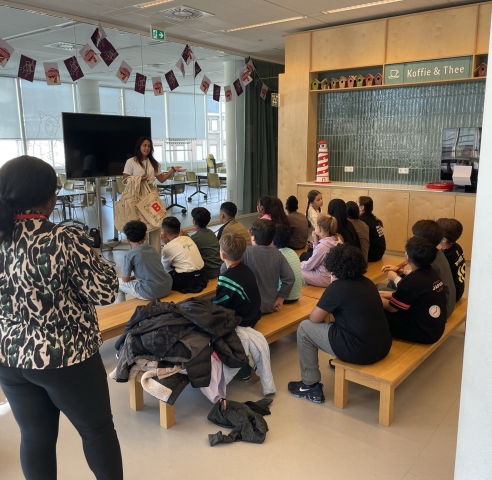 HackShield in the Bieb: Young Cyber Agents Learn to Recognise Disinformation